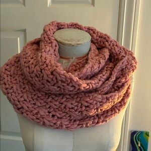 Loopy Mango Chunky Pink Knit Infinity Scarf